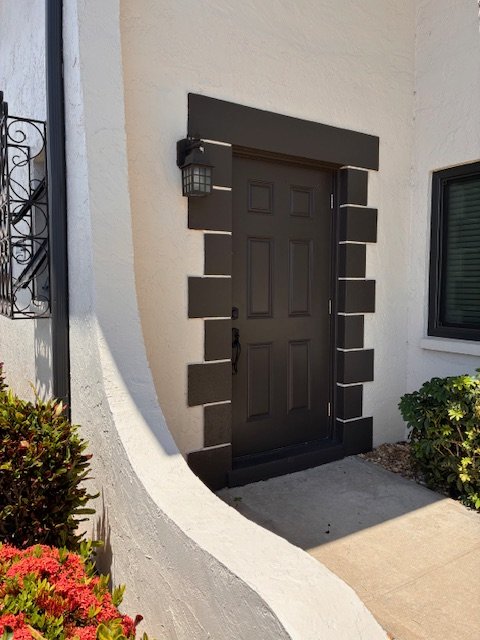 Gorgeous updated unit right on the water! 2/2 Cape Coral property image