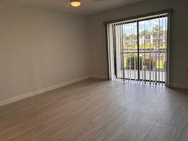 Gorgeous updated unit right on the water! 2/2 Cape Coral property image