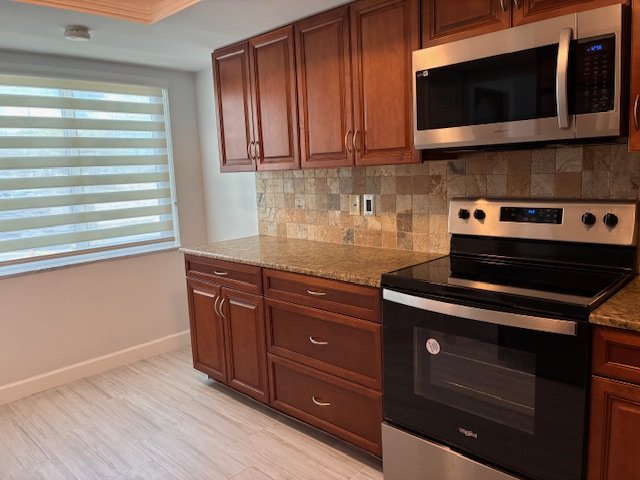 Gorgeous updated unit right on the water! 2/2 Cape Coral property image