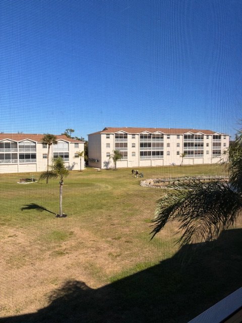 Beautiful 2/2 plus Den Condo in Terraverde Country Club property image