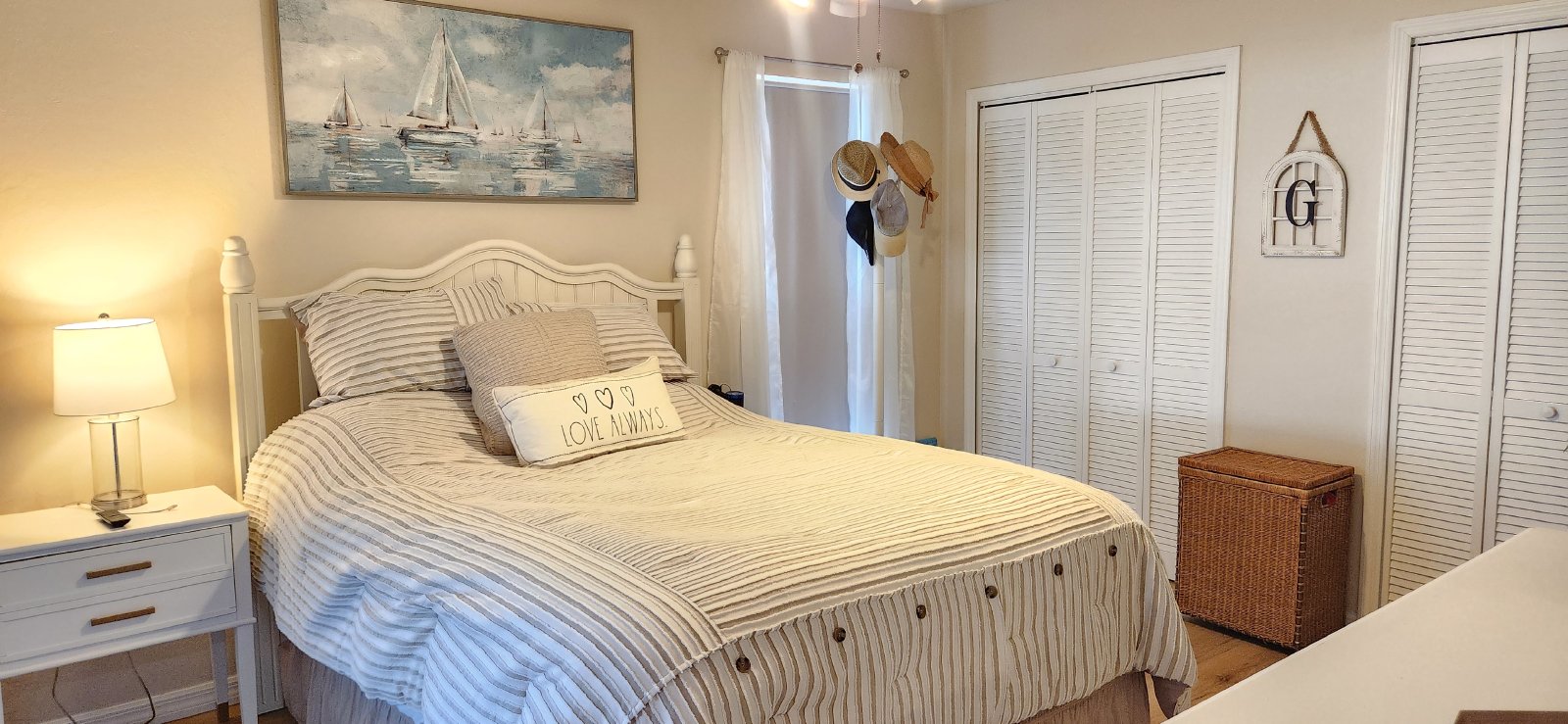 Seasonal ,fully furnished 2/2 property image