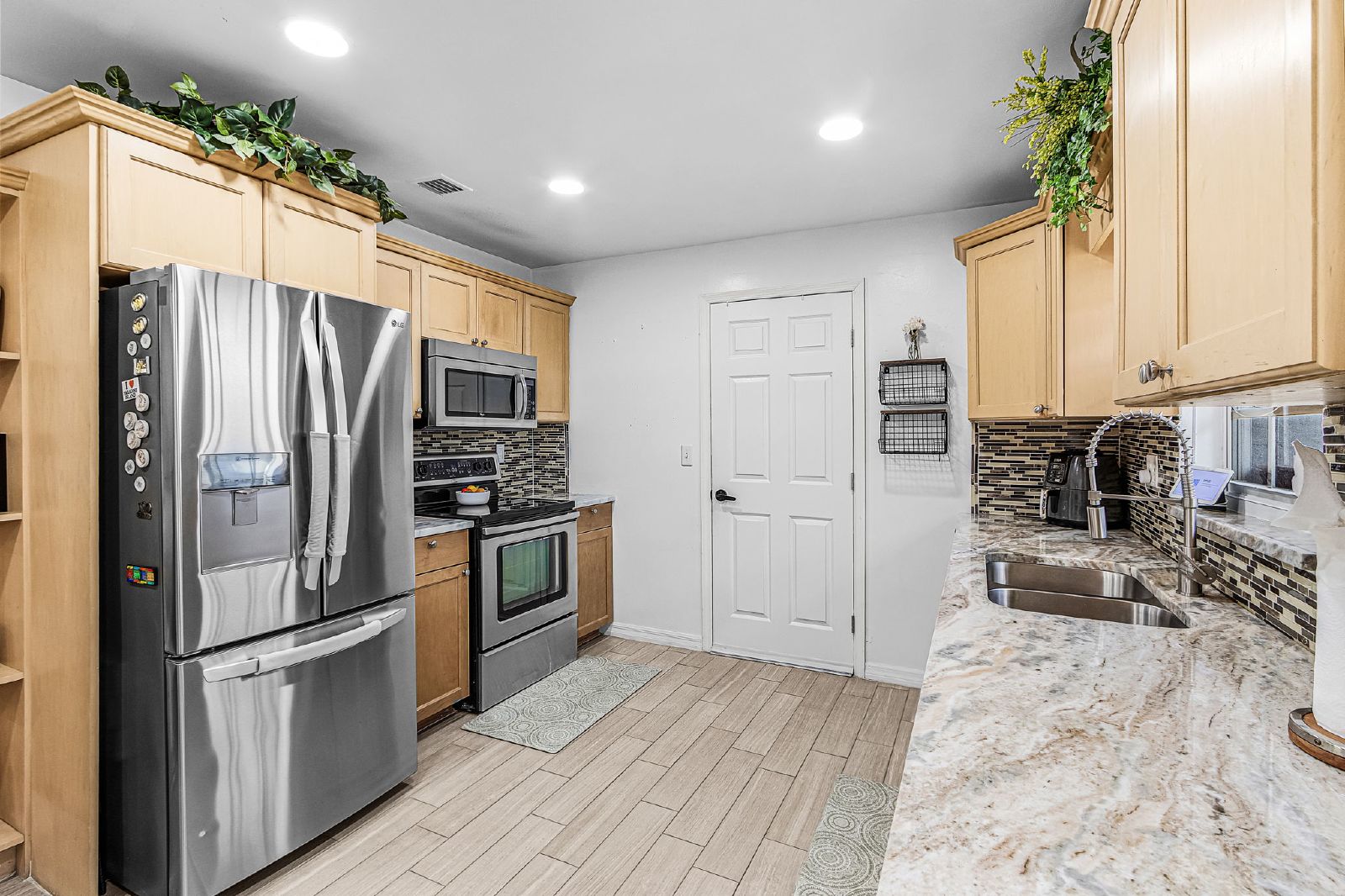 Short Term Cape Coral Pool Home for Rent property image