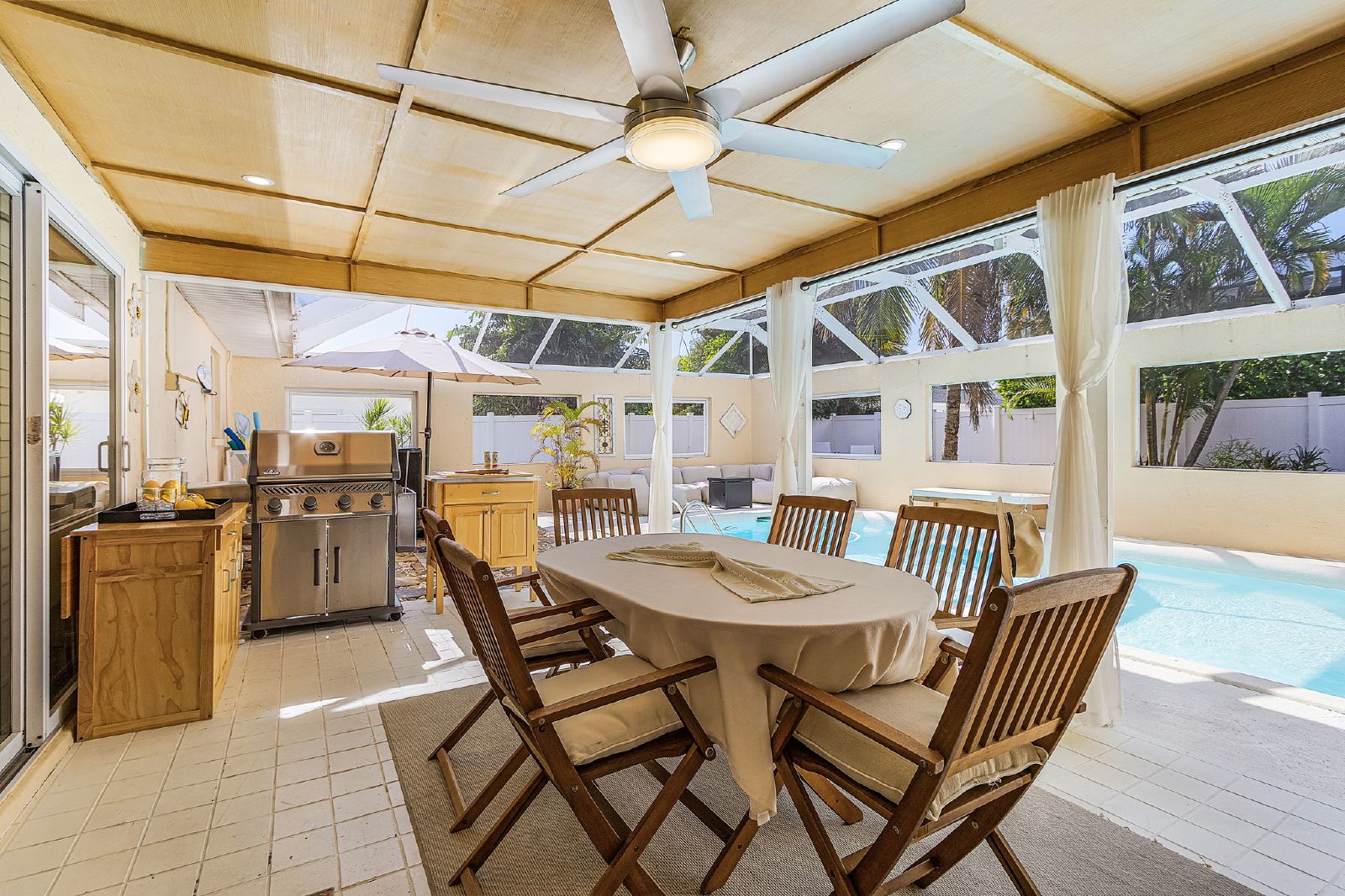 Short Term Cape Coral Pool Home for Rent property image