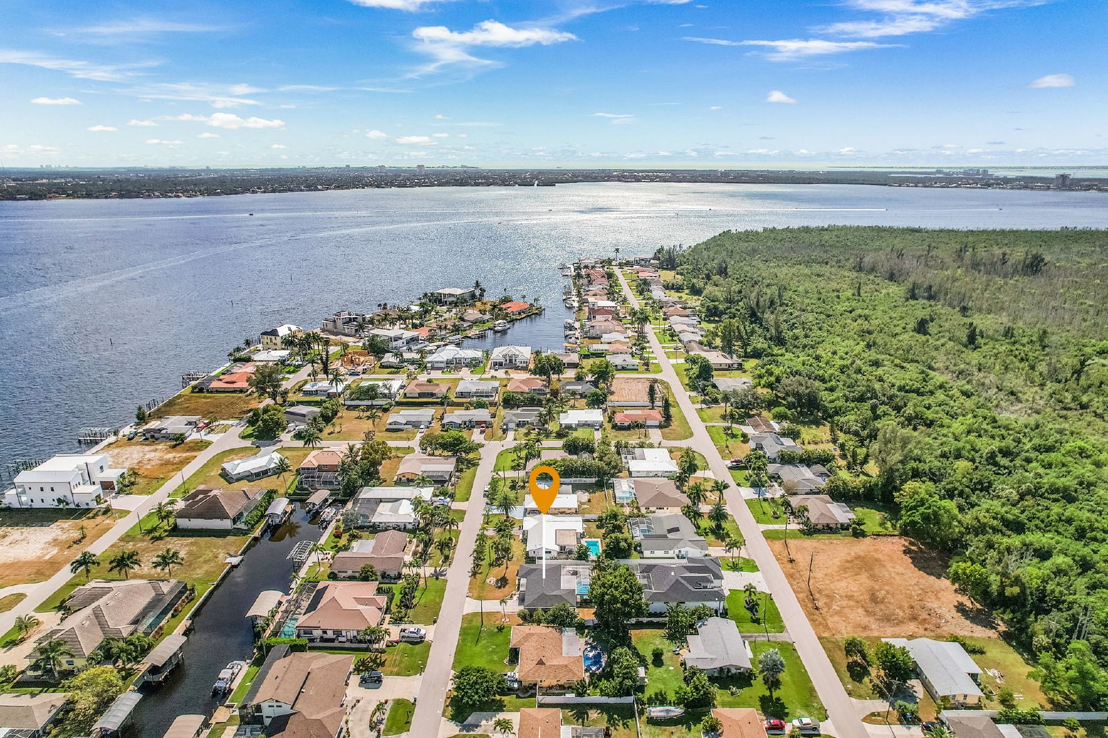 Short Term Cape Coral Pool Home for Rent property image