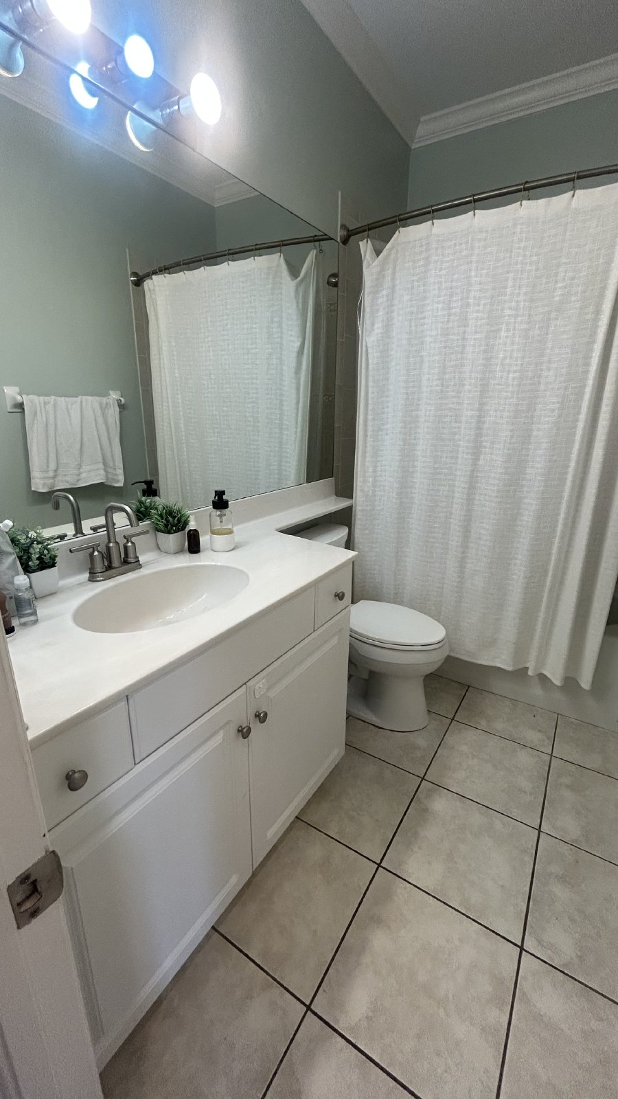 Beautiful 3/2 Single family Home property image
