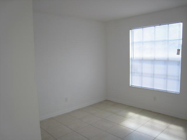 2 + DEN / 2 bath / 1-car garage - tile throughout property image