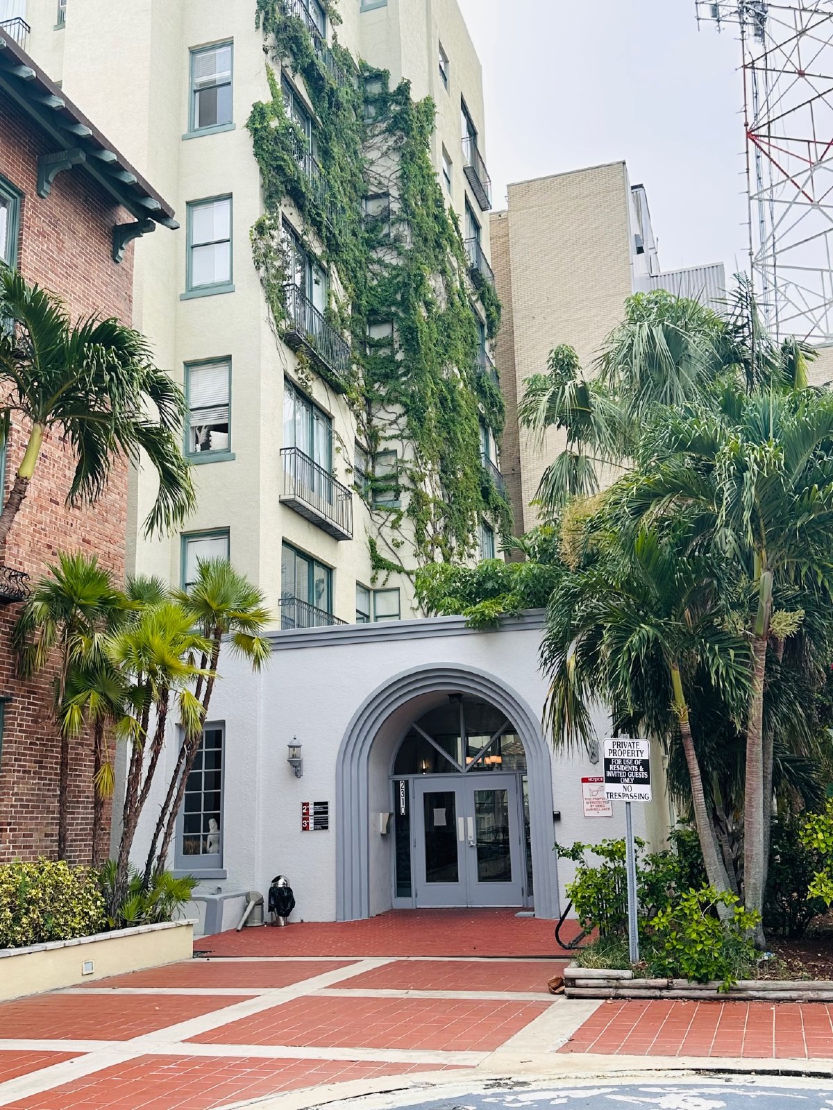 2/1 - FREE  first Month rent Special !! property image