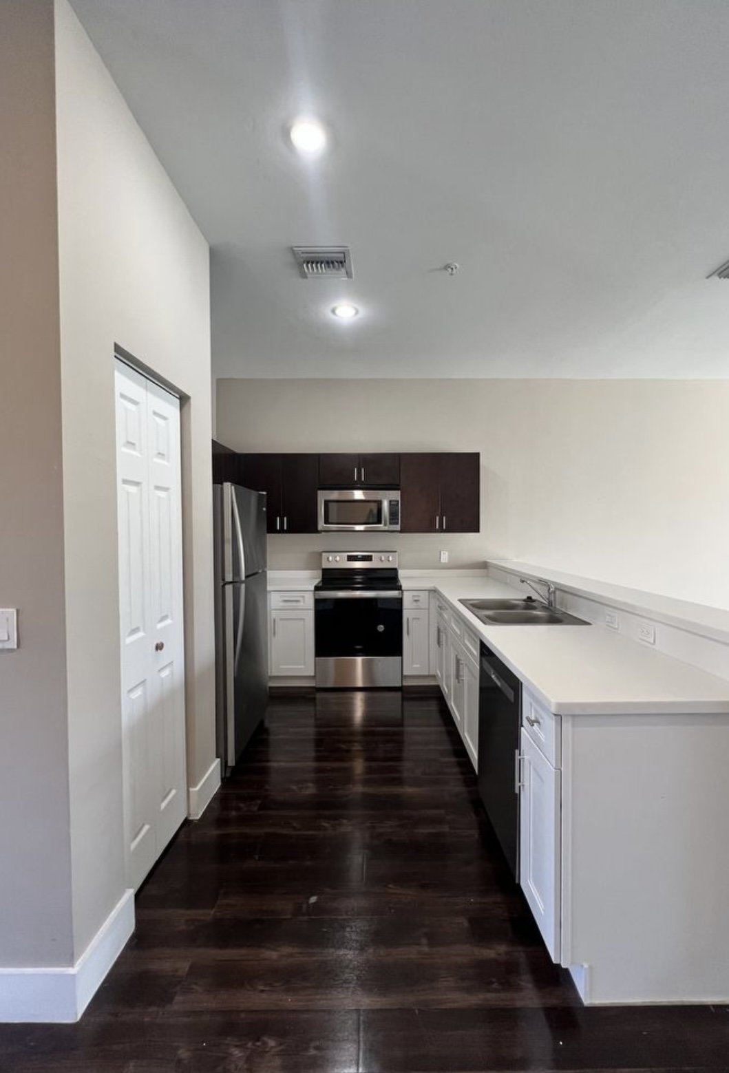 Half off first months rent! 2/2 in Coconut Shores property image