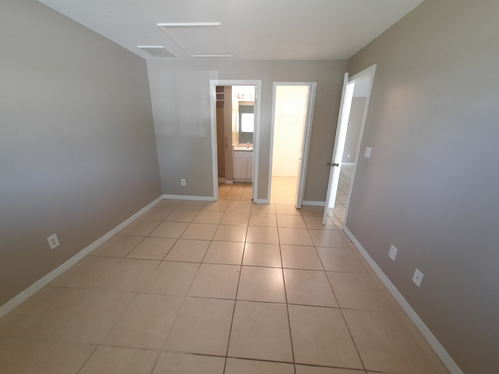 Poplar Street property image