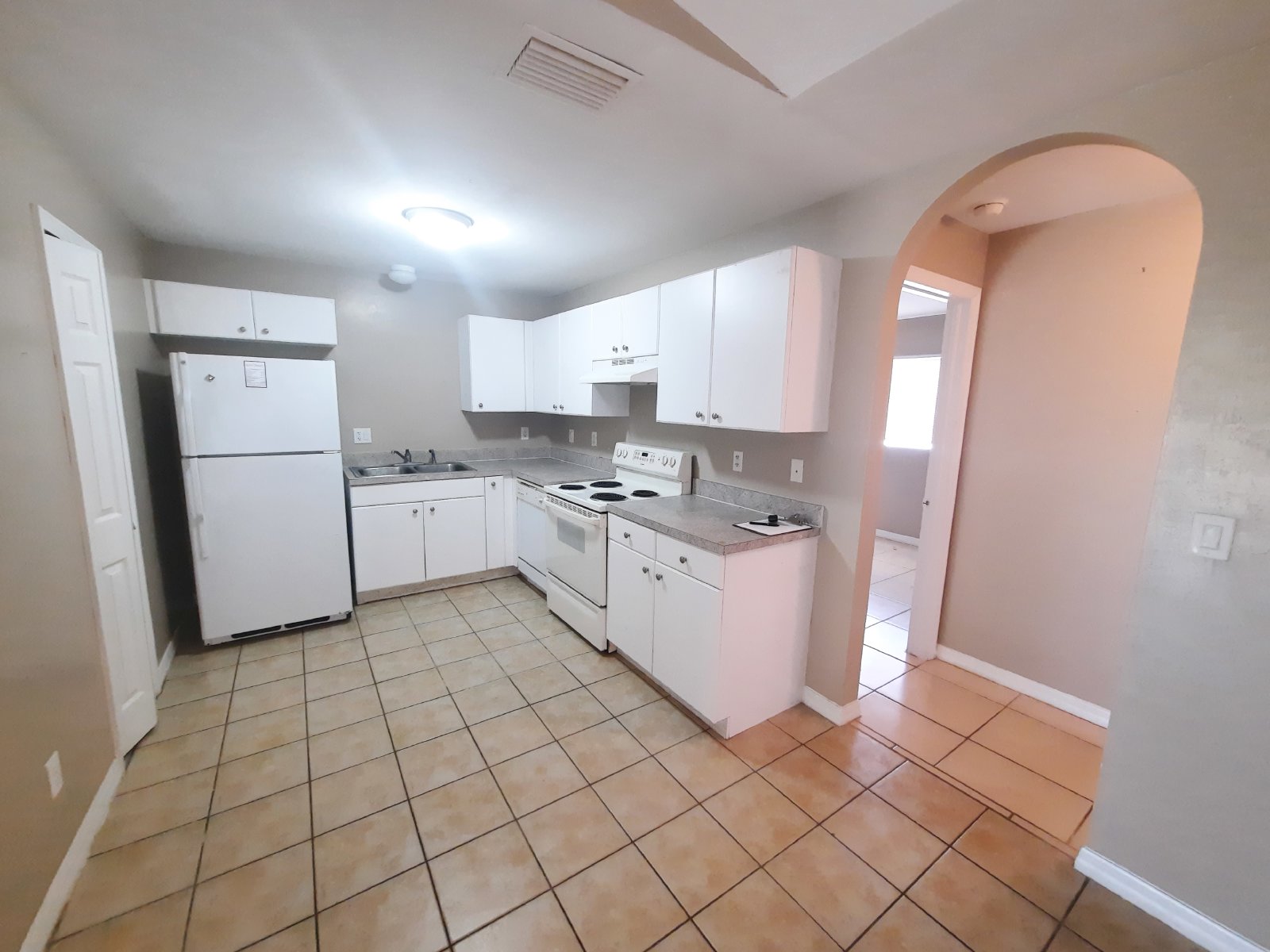 Poplar Street property image