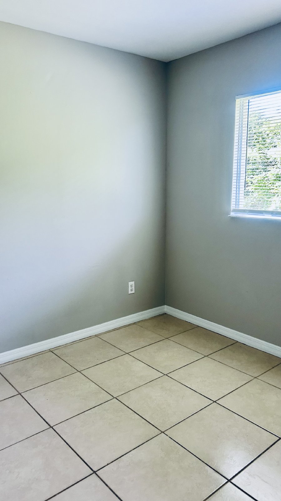 2/2 with Den Duplex property image