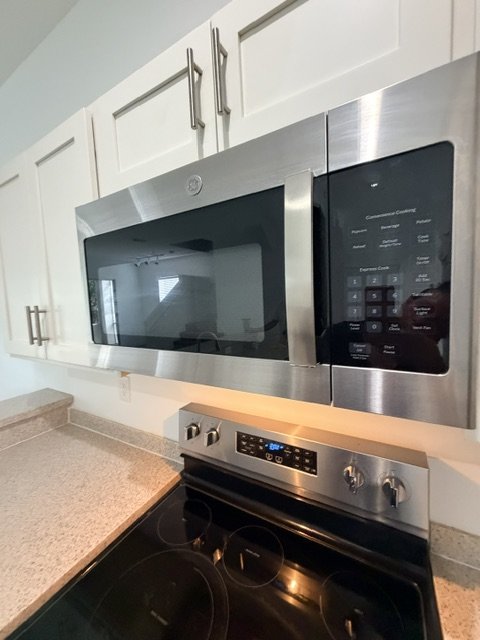 Spacious Townhome Move-in Ready property image
